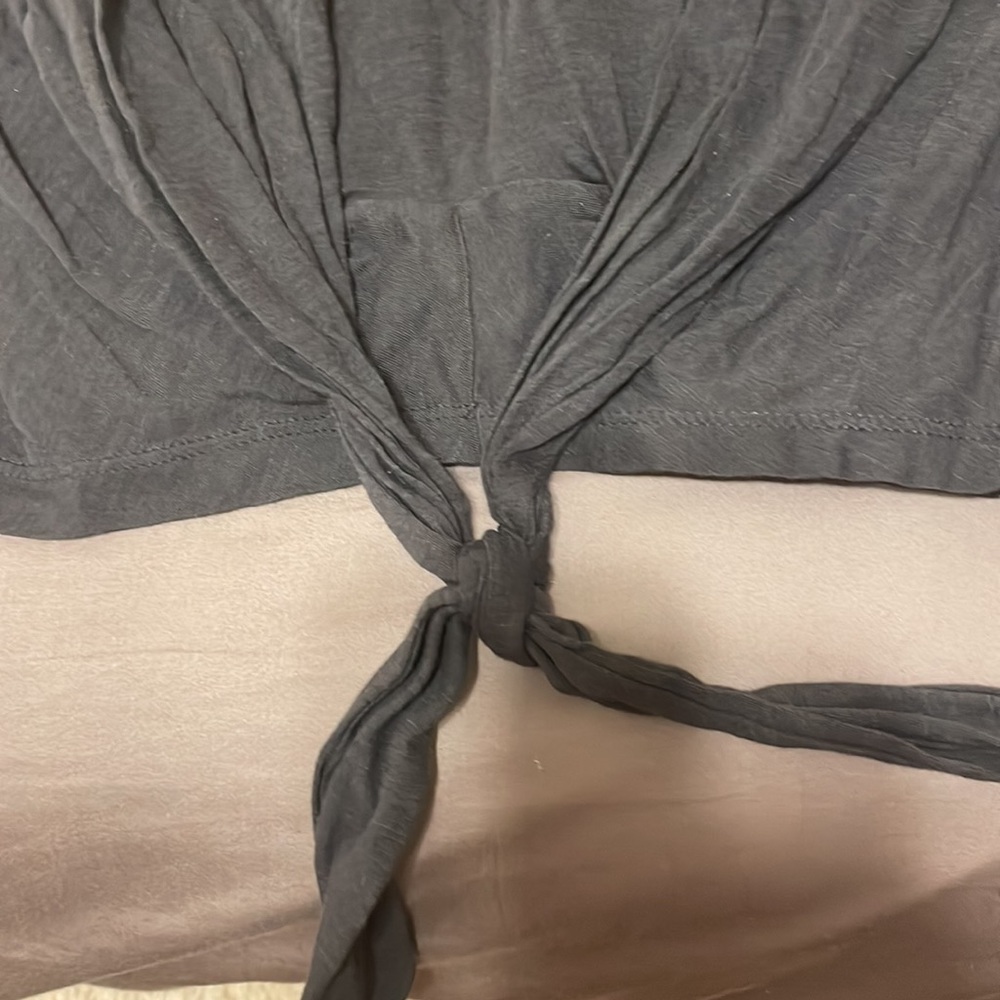 DARK GREY KNOTTED TEE SHIRT - Picture 2 of 2